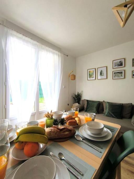 Nouveau Les Grumes 2 - Maison - 2 Chambres - Jardin - Neuf กงเปียญ ภายนอก รูปภาพ